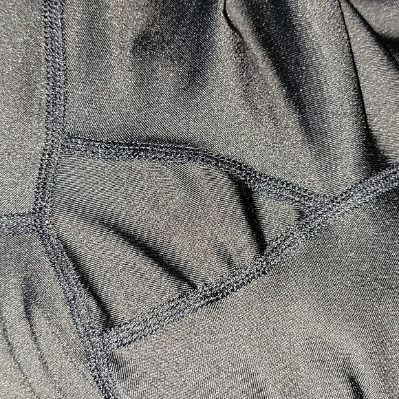 Pro Player Black Crop Work out Leggings with mesh size 3xl - Picture 5 of 11